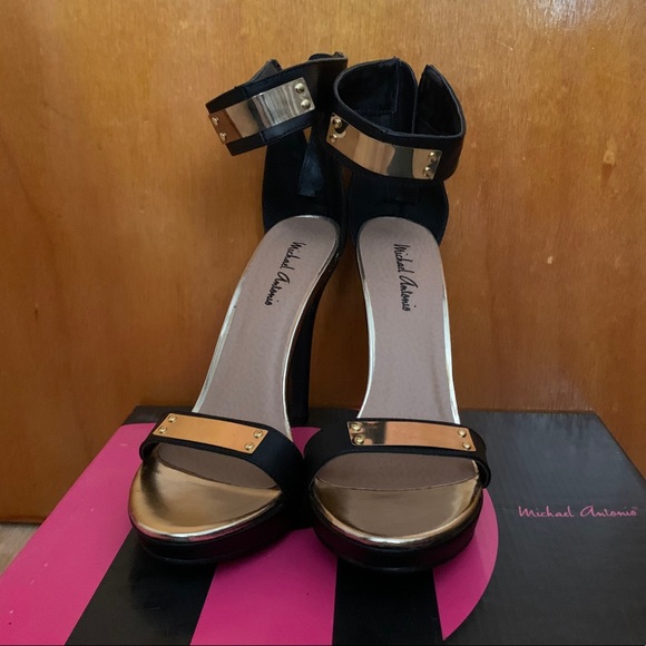 Michael Antonio Women's Taheri Dress Sandal - Picture 5 of 9